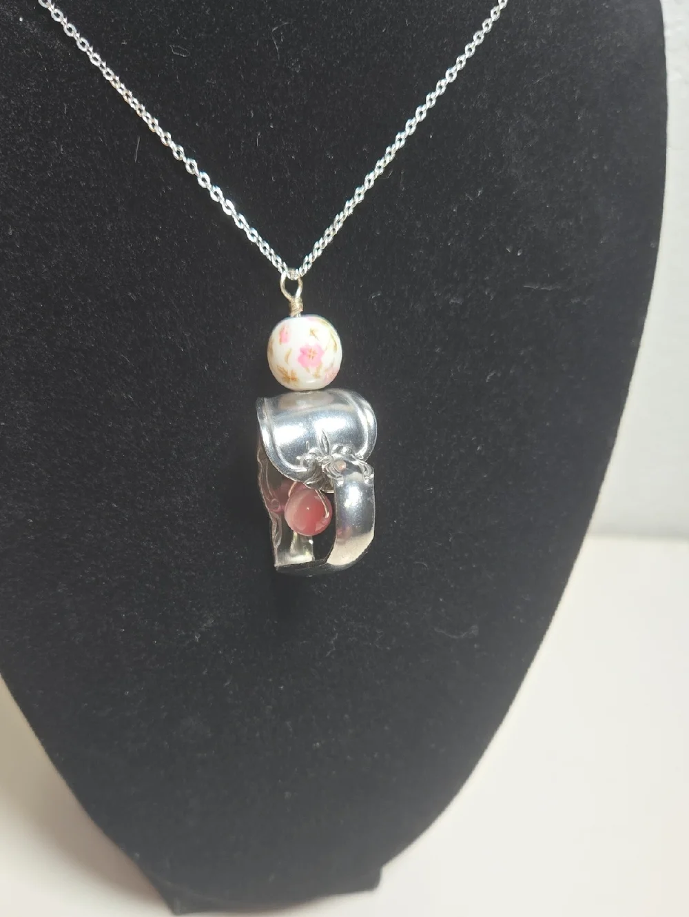 Handmade Vintage Spoon Heart Bead Necklace - Picture 4 of 7